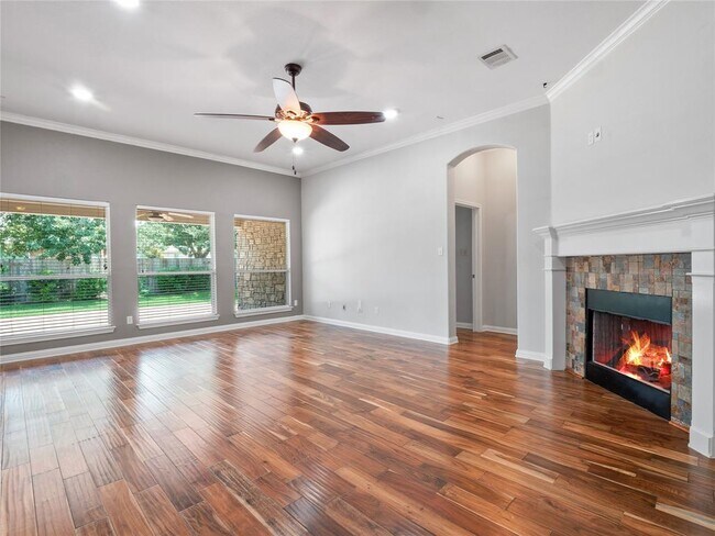 Building Photo - 802 Wood Mesa Dr