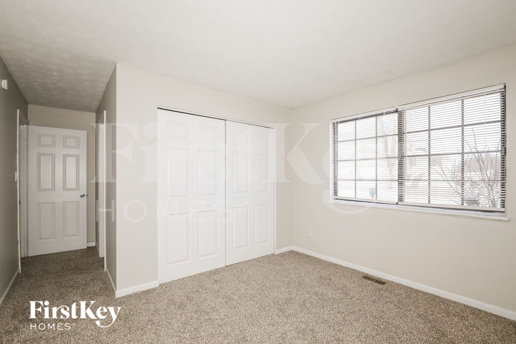 Building Photo - 3961 Bonn Dr