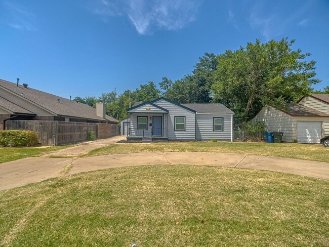 Building Photo - Phenomenally Beautiful FOUR bedroom TWO bath, Newly Remodeled Home! AVAILABLE RENT TO OWN!!