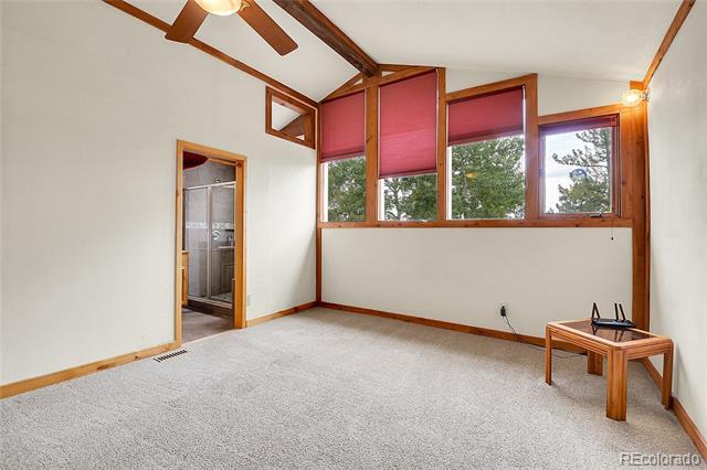 Building Photo - 190 Circle Dr