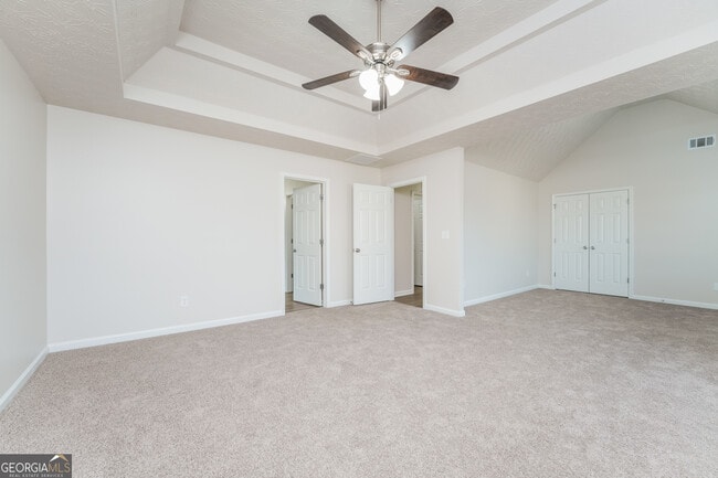 Building Photo - 15 Emerson Trail