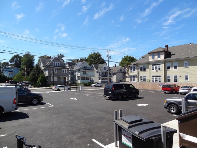 Building Photo - 2806 Fairfield Ave