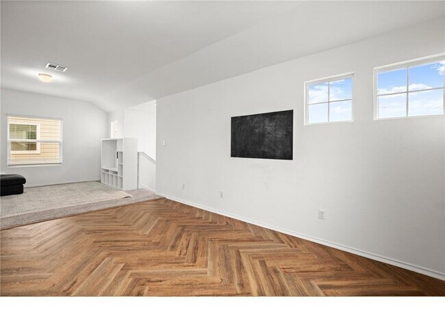 Building Photo - 328 Majestic Cedar Ct