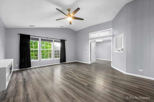 Building Photo - 3302 Bromley Ln