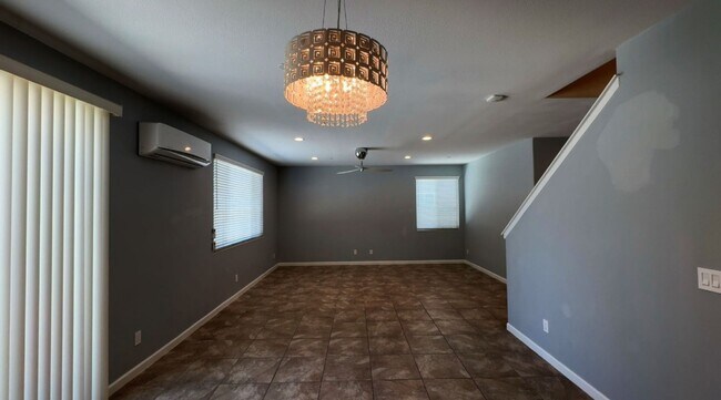 Building Photo - Move in Special! 2 Weeks free!  Home for R...