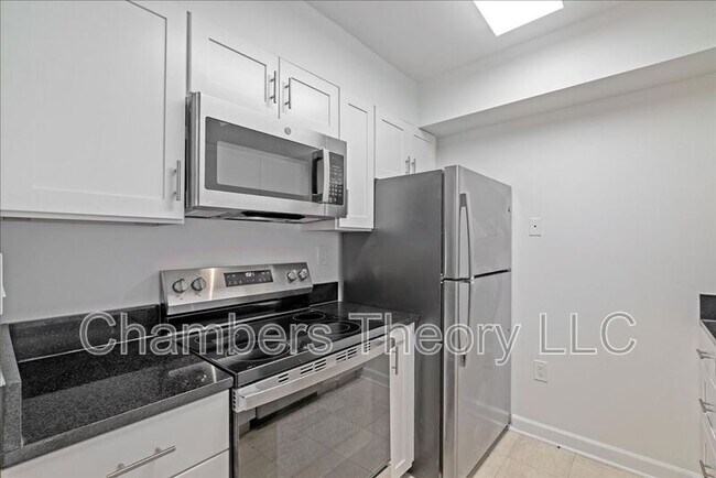 Building Photo - 601 Pennsylvania Ave NW