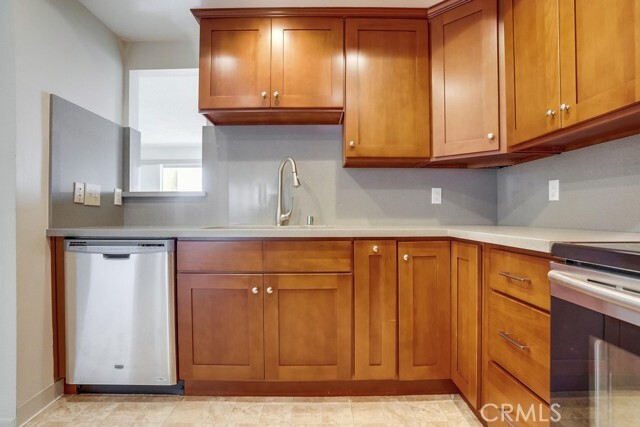 Building Photo - 3200 La Rotonda Dr