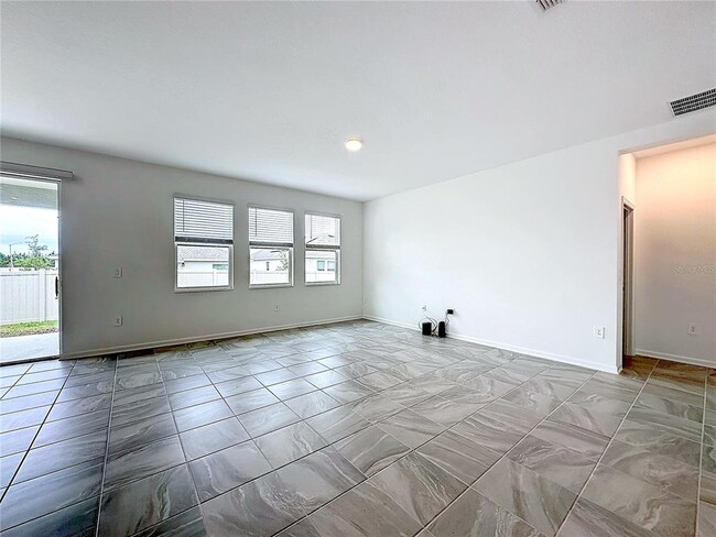 Building Photo - 1162 Pomelo St