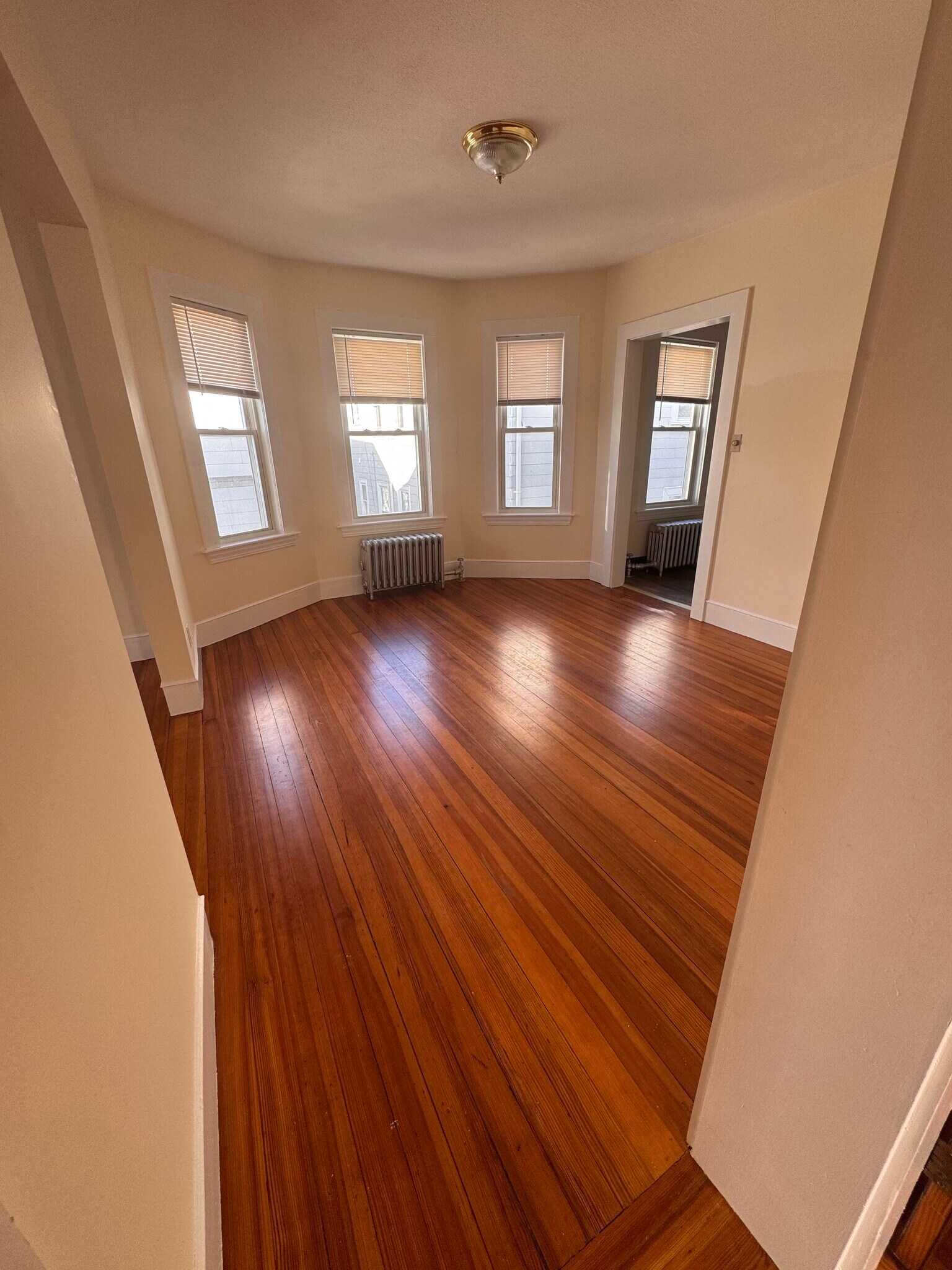 dining room - 197 Sheridan Ave