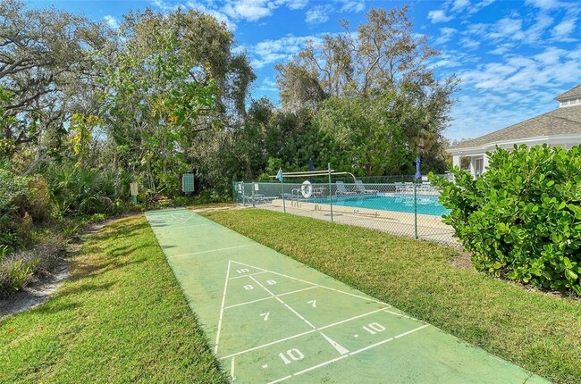 Building Photo - 6467 Carrington Cir