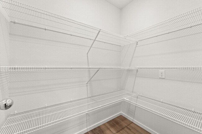 Building Photo - 10239 Sorenstam Rd