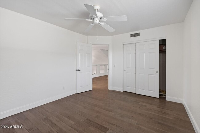 Building Photo - 3241 S Horizon Pl