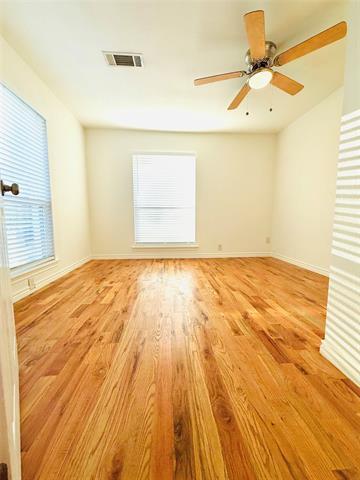 Building Photo - 632 Peggs St