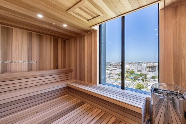 Building Photo - 23 NE 17th Ter