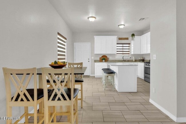 Building Photo - 12017 Cotton Cloud Wy