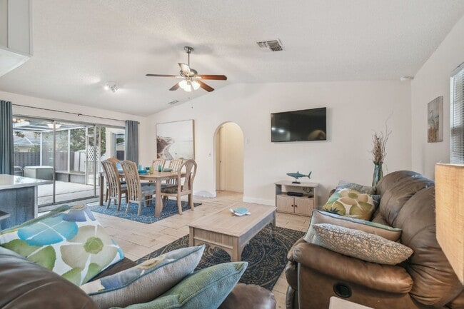 Building Photo - ***PRIVATE HEATED POOL*** Beautiful, Fully-Furnished 3-Bedroom Home Available April 1, 2026!   **...