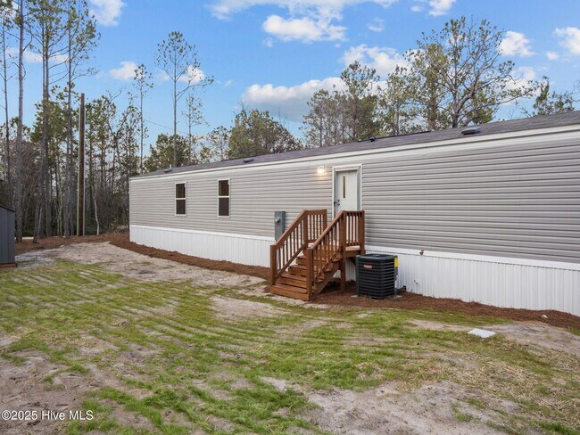 Building Photo - 113 Trott Ln