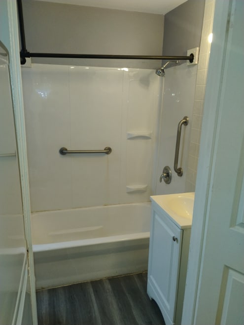 Building Photo - 251-255 Villa St