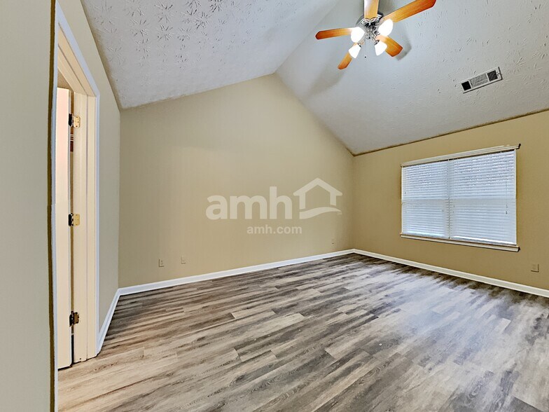 Building Photo - 2143 Andrewood Pl