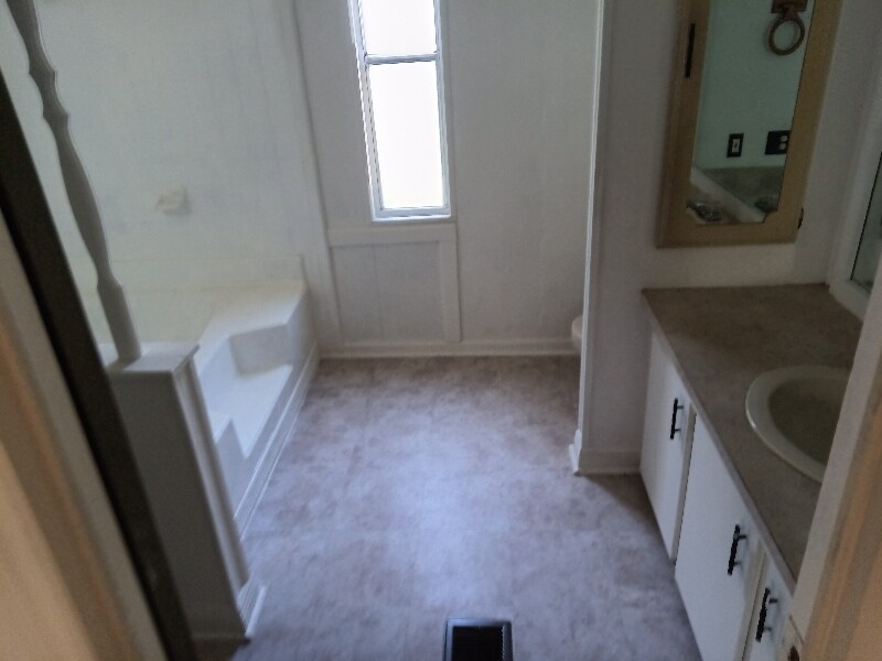 Building Photo - 4091 Palm Ln
