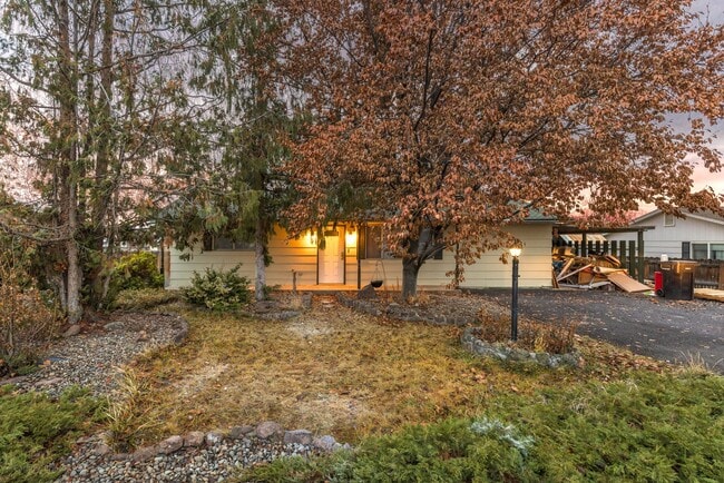 Building Photo - Remodeled 3 Bedroom 2 Bathroom Home, yard, carport