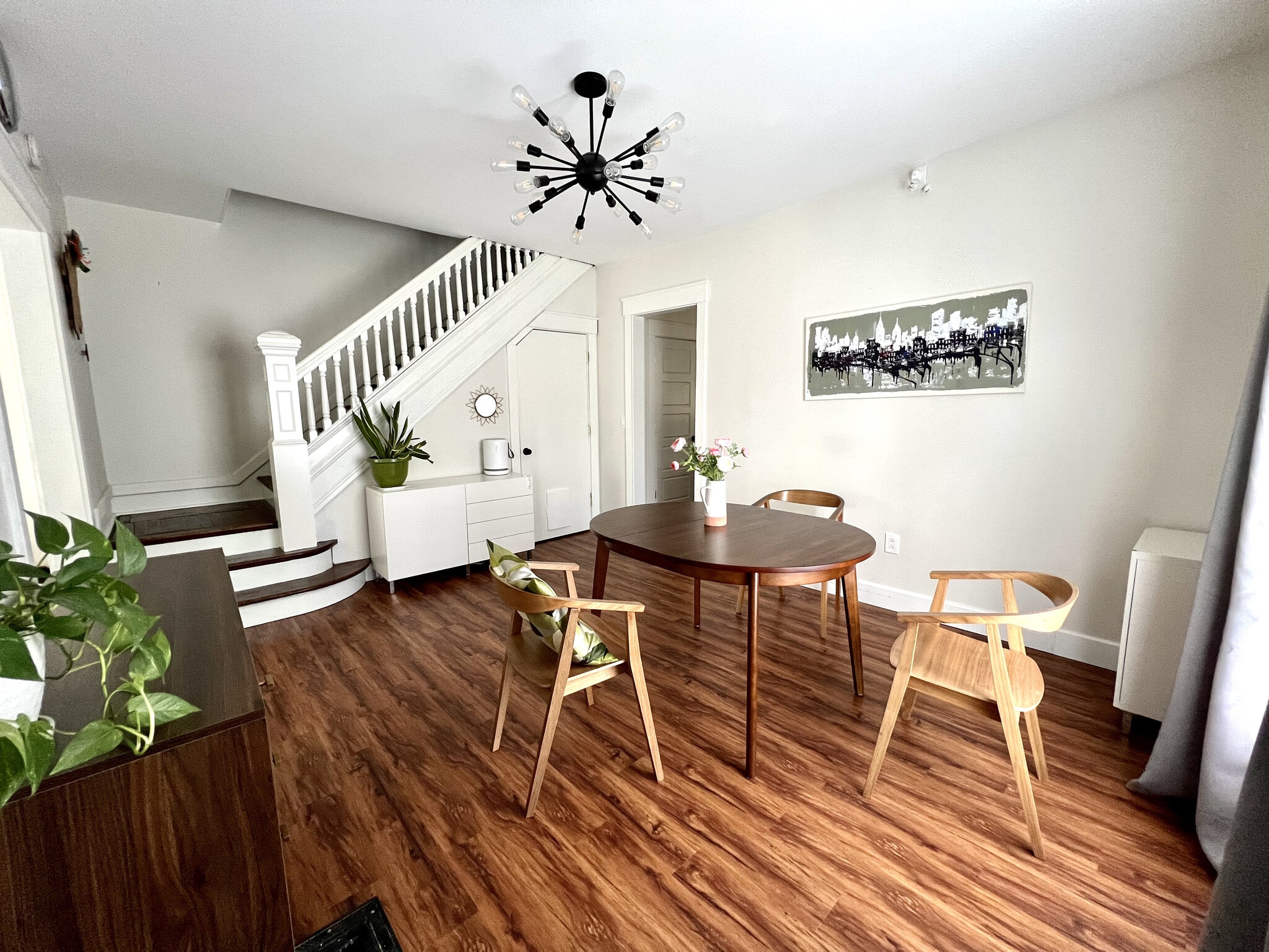 #A Dining Room - 140 South St