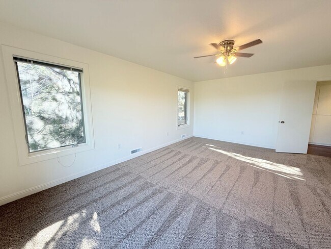 Building Photo - Million Dollar Views in Haisley Homestead!