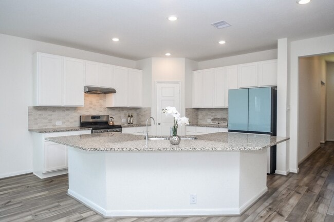 Building Photo - 3043 Kastania Ln
