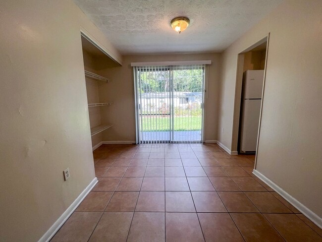 Building Photo - 3/2 House Near UF - Available mid-July 2026!