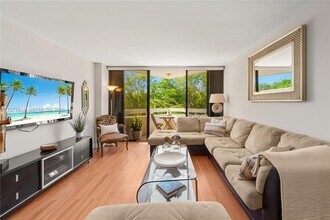 Building Photo - 2501 Brickell Ave