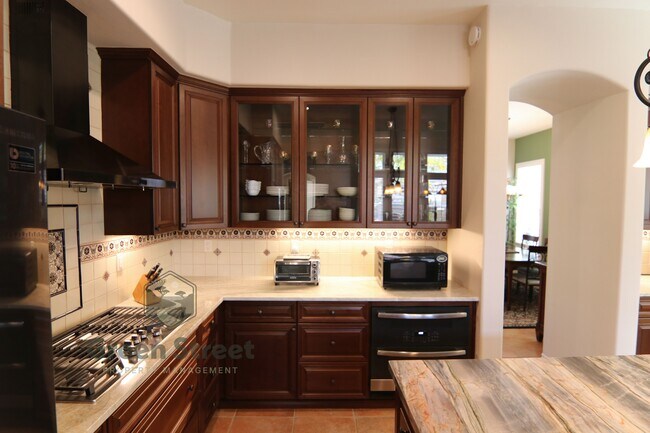 Building Photo - 2975 W.Evans Rd