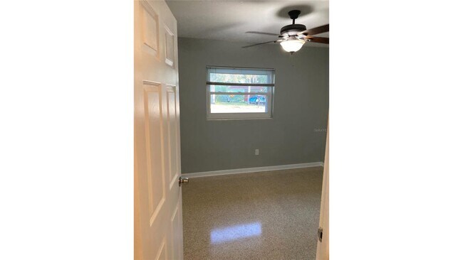 Building Photo - 1001 Brookside Dr