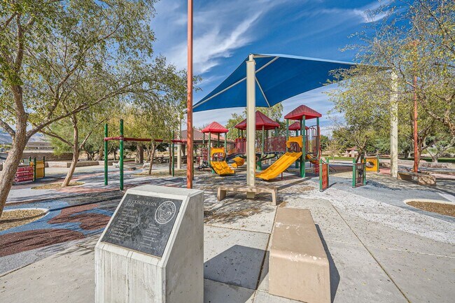 Building Photo - Fully Furnished 2 Bed/2 Bath Condo in Northwest Las Vegas!