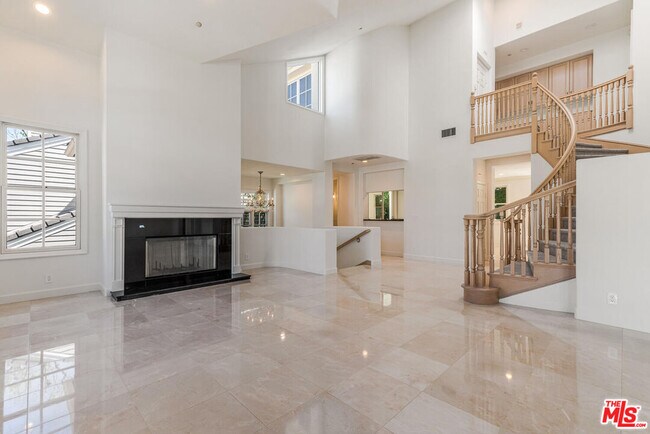 Building Photo - 2370 Brookshire Ln