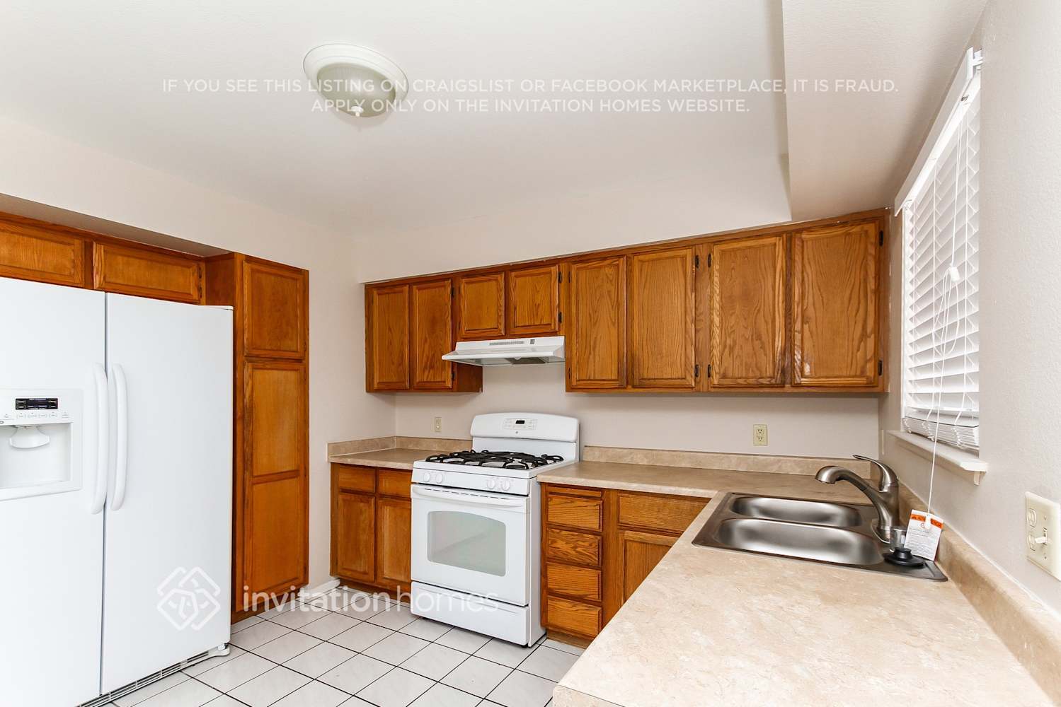Building Photo - 7608 Velvet Canyon Ave