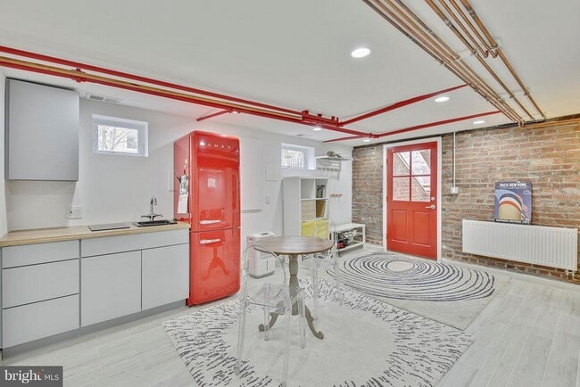 Building Photo - 3515 Bradley Ln