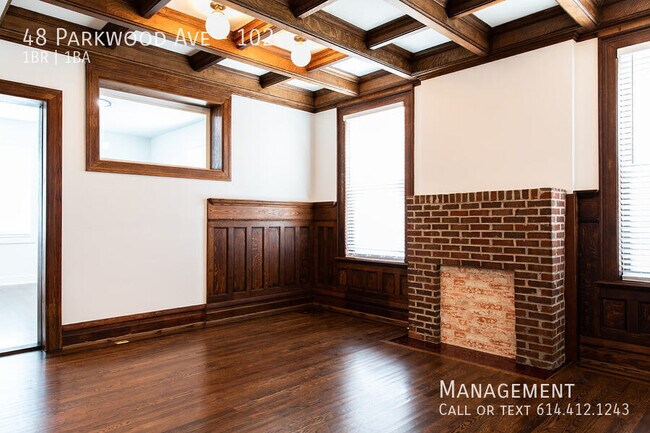 Building Photo - 48 Parkwood Ave