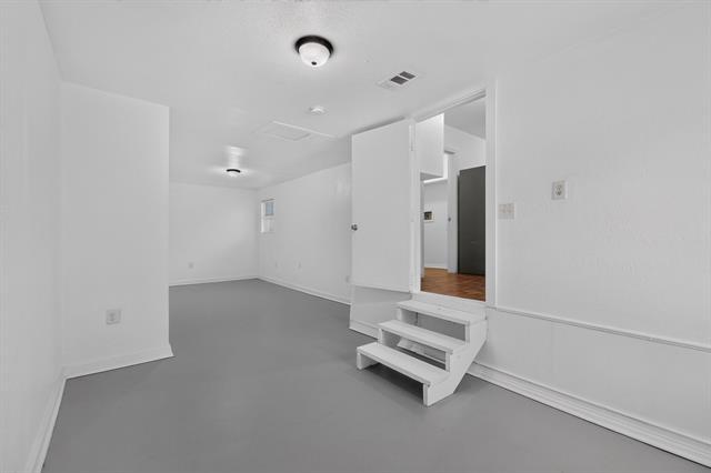 Building Photo - 2538 Stovall Dr