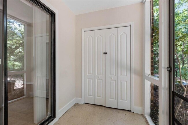 Building Photo - 3208 Ginger Dr