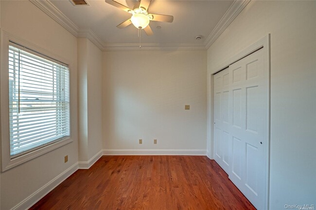 Building Photo - 328A Main St