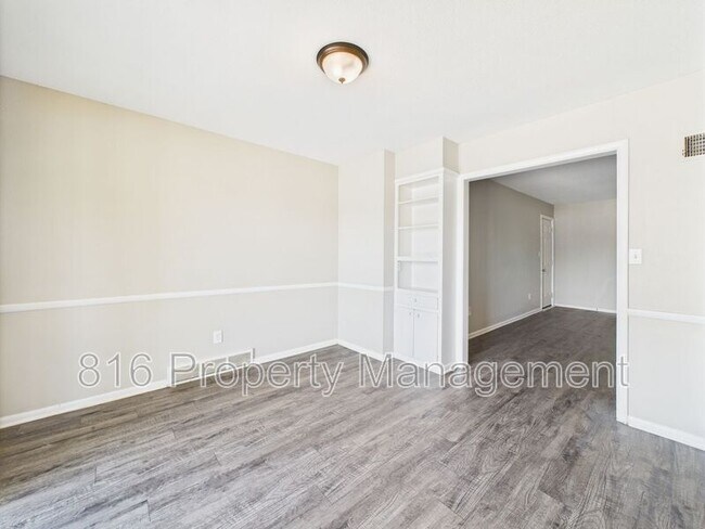 Building Photo - 8030 Campbell St