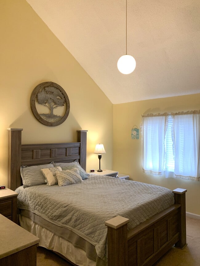 Building Photo - 3700 Golf Colony Ln