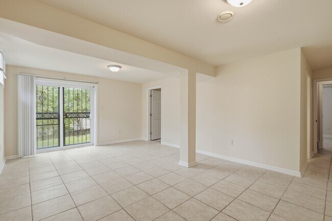 Building Photo - 7705 Seans Terrace