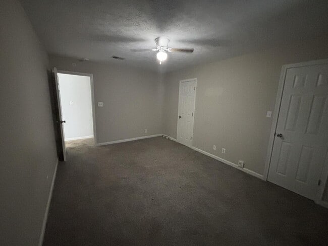 Building Photo - Just Reduced!