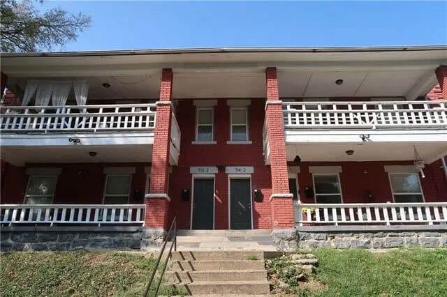 Building Photo - 716 Gladstone Ave