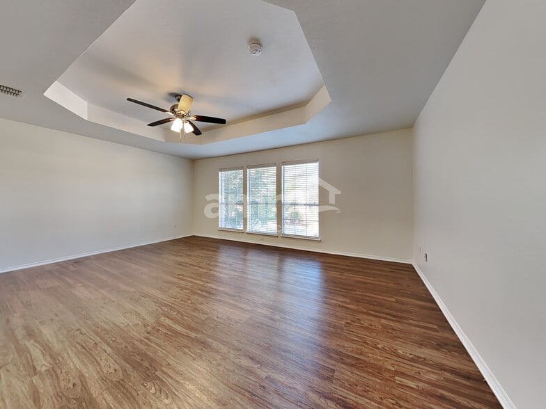 Building Photo - 1135 Trinity Trl