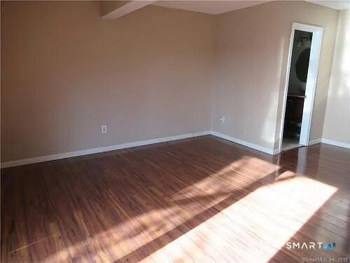 Building Photo - 204 New Haven Ave