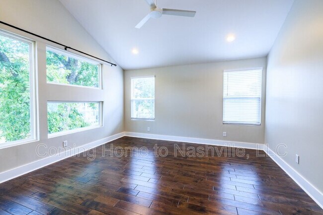 Building Photo - 1719 Pecan St