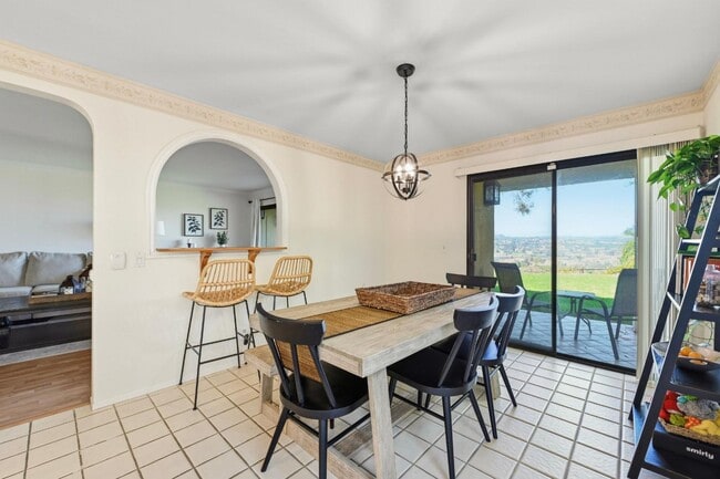 Building Photo - 3149 Camino Del Arco