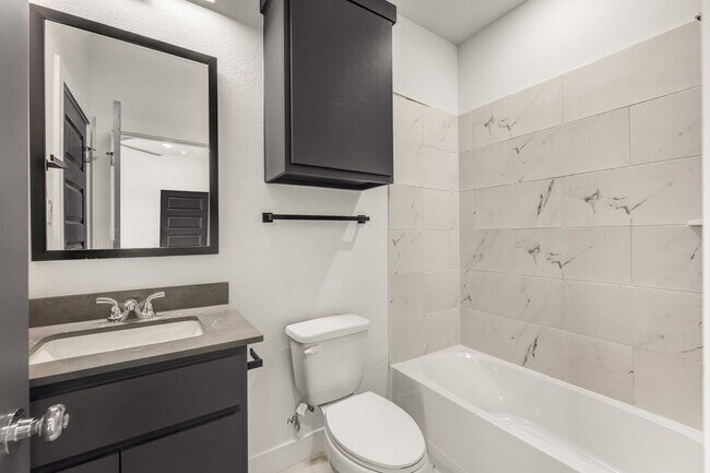 Building Photo - 3006 Alpha Wolf Ct